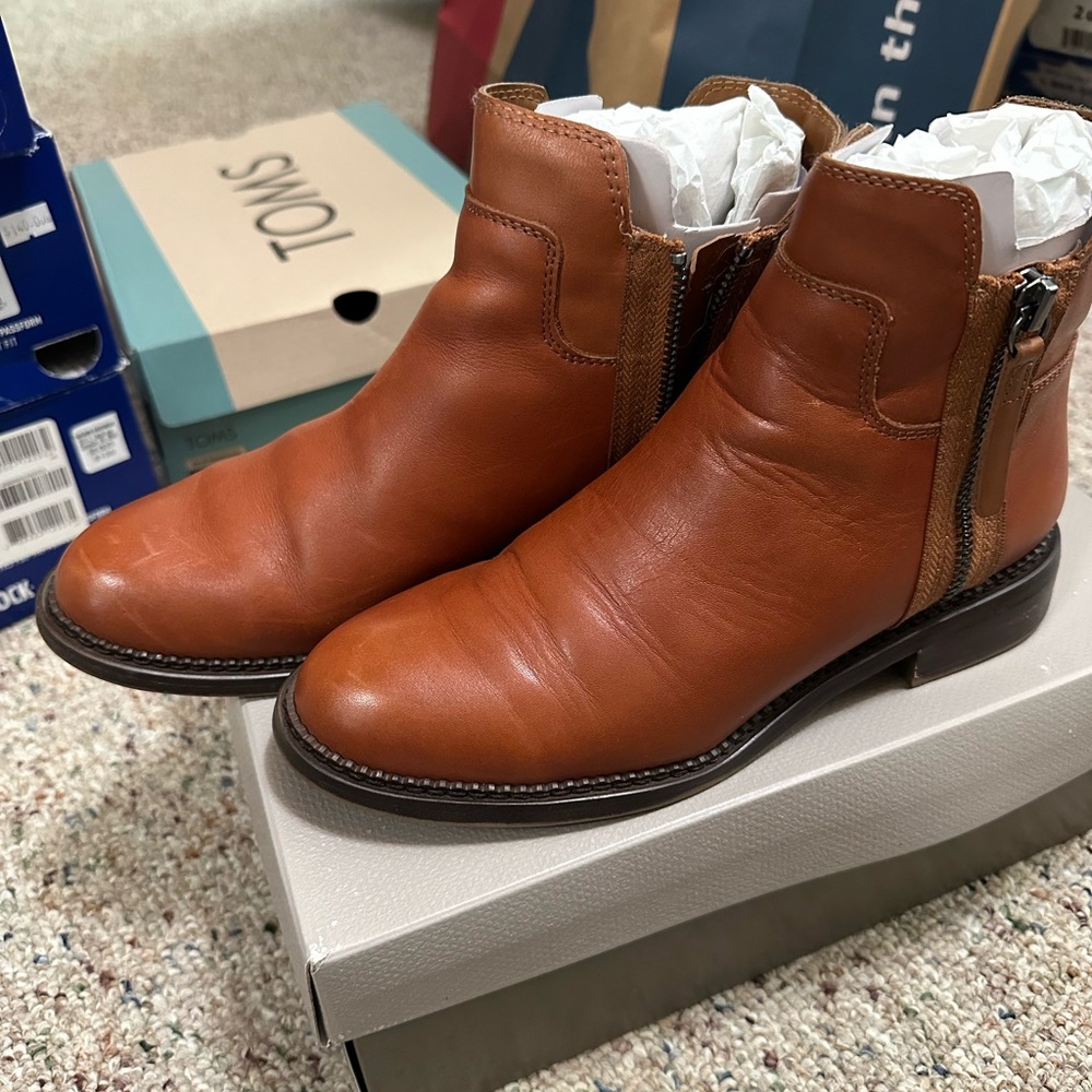 Women's Tan Leather Boots